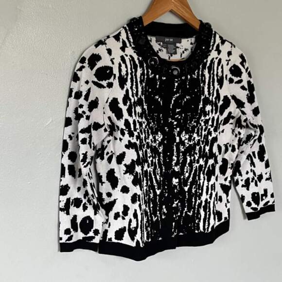Per Se Women’s Black and White V-Neck Button Up 3/4 Sleeve Cardigan Sweater XS - Picture 2 of 7